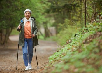 Camminare tanto aiuta a vivere meglio e più a lungo